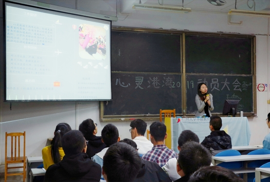 1552909979539014756.jpg 纪聪慧老师.jpg