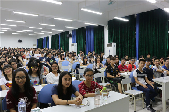 图4.既然坐在课室,那就得认真听讲.JPG
