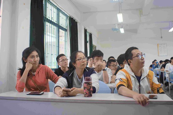 1605188728106016476.jpg 到场嘉宾1.jpg