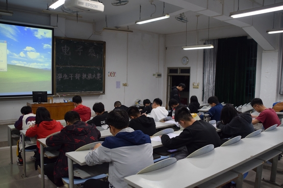 1552909435930062776.jpg 知识竞赛 (2).jpg