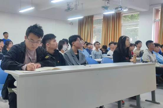 说明: C:\Users\Administrator\Desktop\12月7日至12月12日\【班级投稿】期末总结班会&学习十九届六中全会精神--21级电子信息工程一班\到场嘉宾.jpg