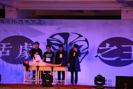 图4.《白雪公主与小矮人》.jpg
