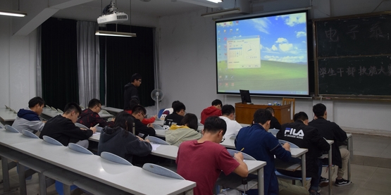 1552909425643087837.jpg 知识竞赛.jpg