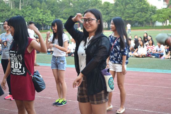 图2.学生的出彩表演.jpg