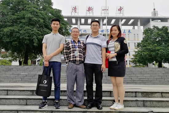 合影留念.jpg